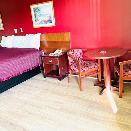Western Inn Express Hazlehurst Eksteriør billede